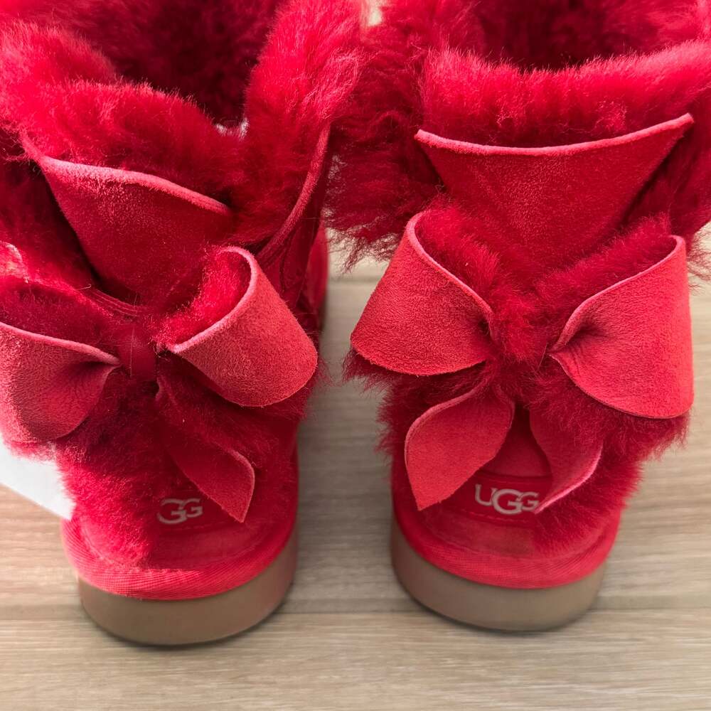 UGG Women’s Bailey Bow II Boots in Samba Red - Picture 2 of 4